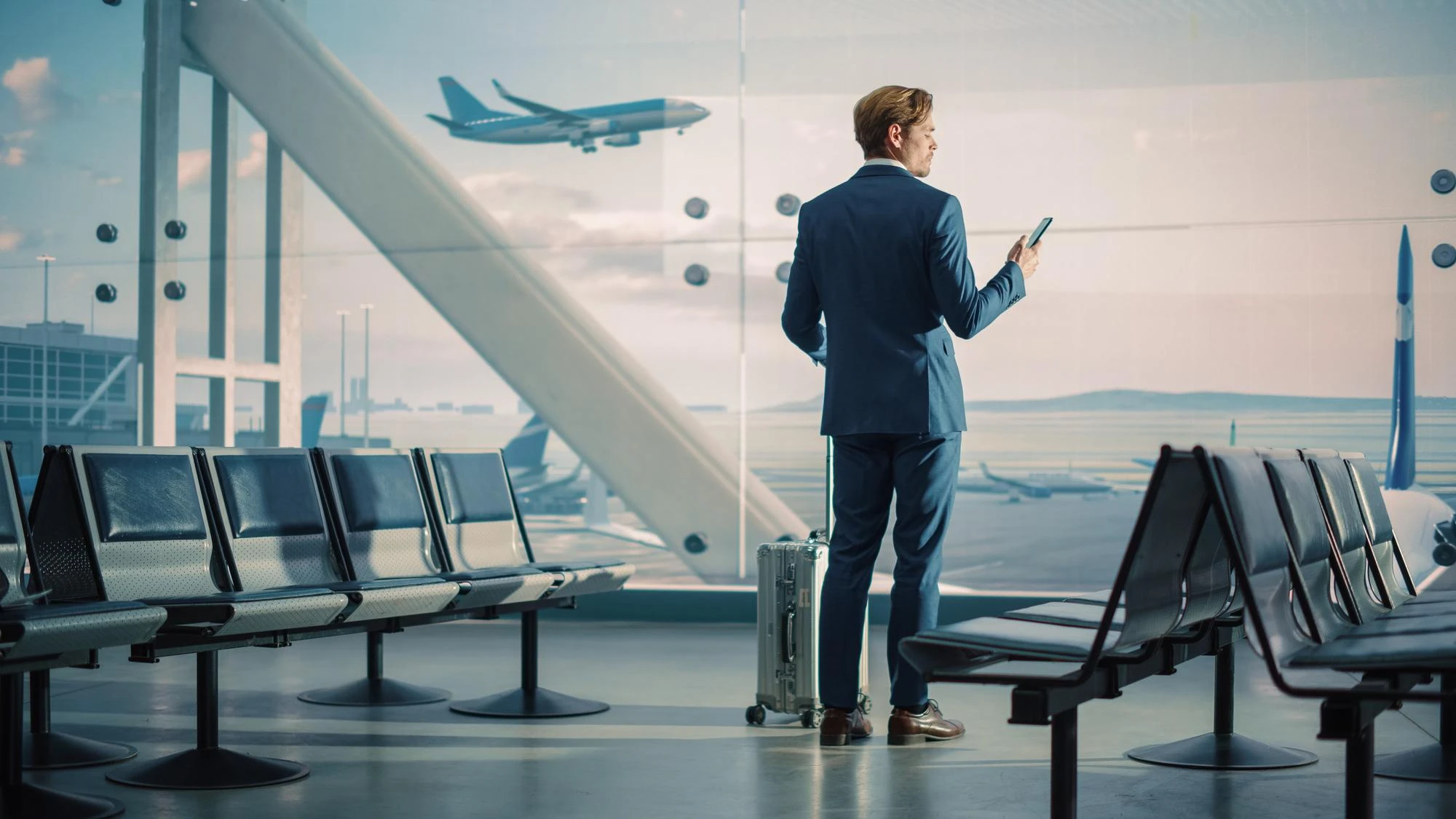 üzletember repülőtér járat esettanulmány üzleti és céges utazások saját szervezéséhez mortons business travel